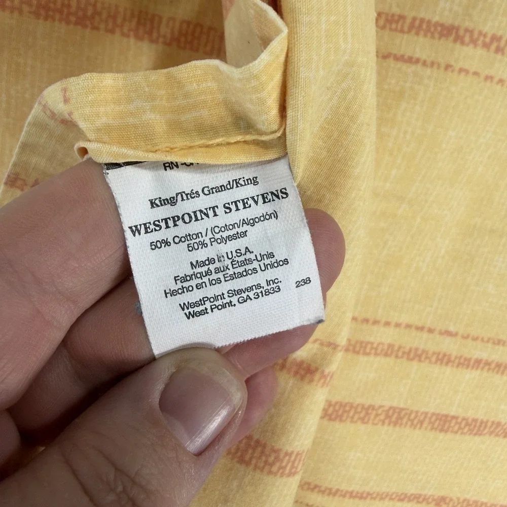 Westpoint Stevens King Size Sheet Set 4 Pc EUC Aztec Yellow Pastels 90s Retro